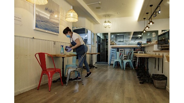 contratación hostelería sube alarma