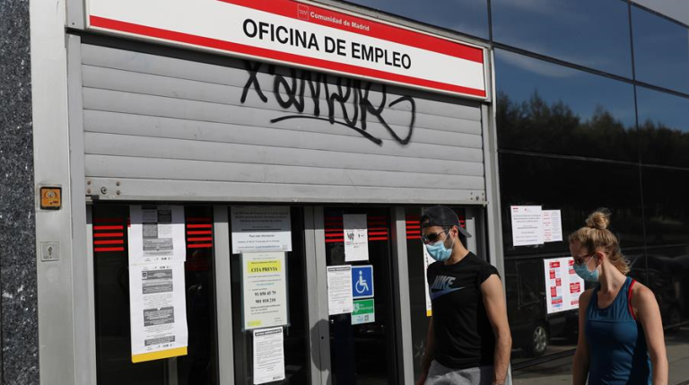 Canarias y Baleares concentran el 16 % de todos los trabajadores en ERTE