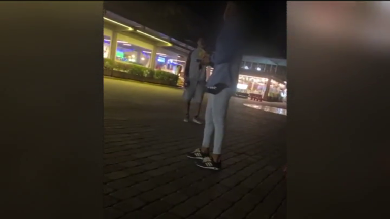 Un bulo, en el origen de la concentración ante el hotel de los migrantes