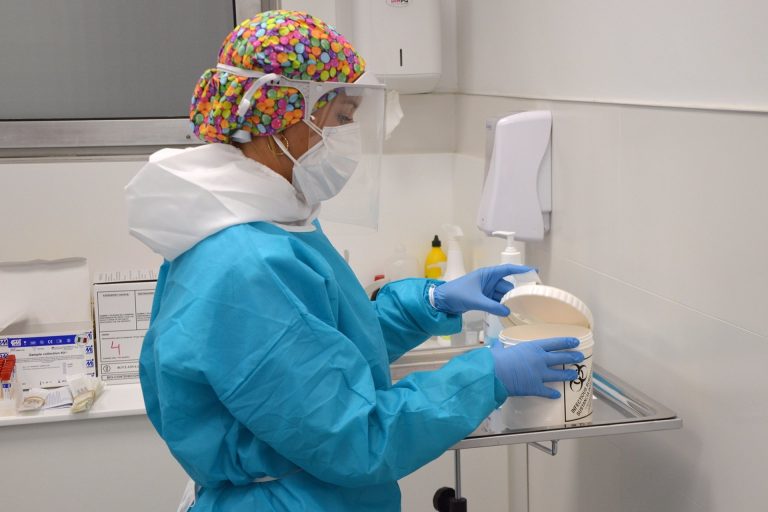 Se eleva de 6 a 12 años la edad mínima de exigencia de un test PCR para entrar en España