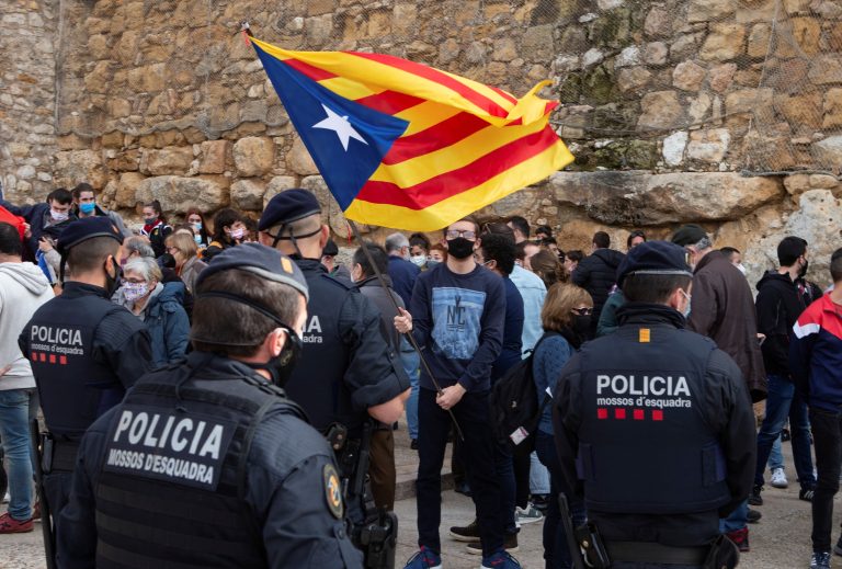 Los sindicatos policiales convocan una concentración en Cataluña dos días antes de las elecciones