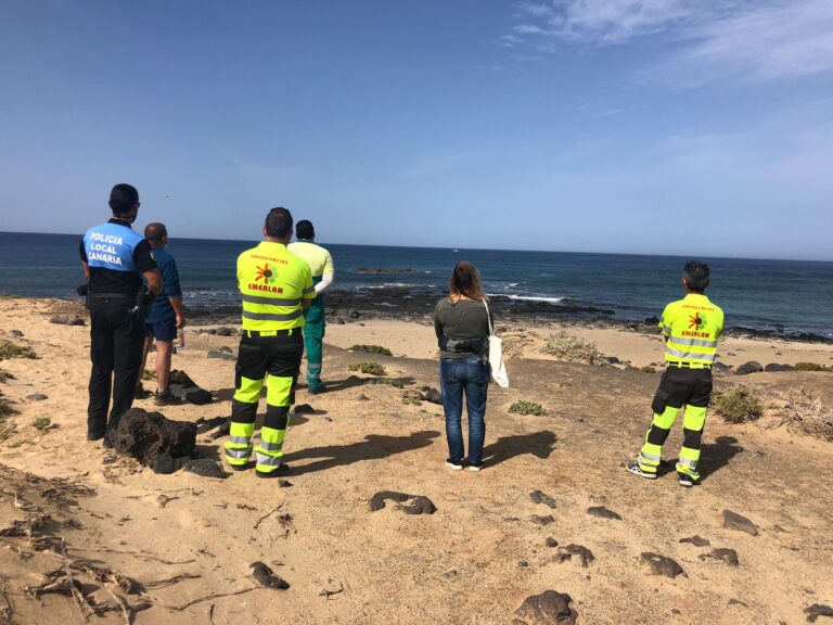 Localizan una patera con 26 migrantes en las inmediaciones de La Graciosa