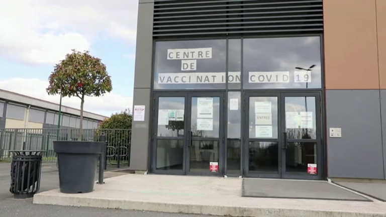 Francia prolonga el estado de emergencia hasta el 30 de septiembre