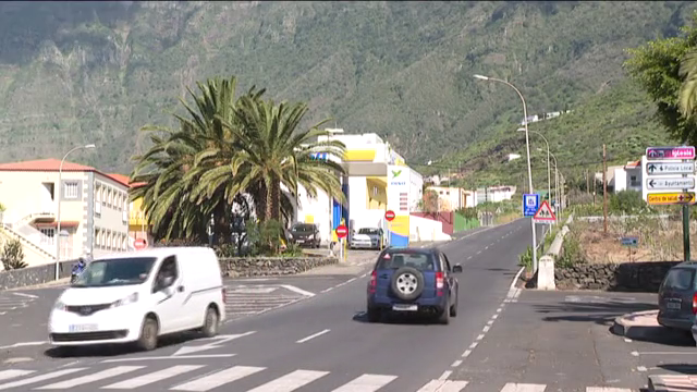 El Hierro ya plantea soluciones frente al precio del combustible