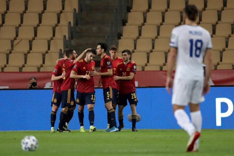 España resuelve ante Kosovo (3-1)