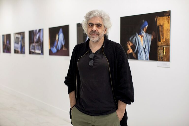 Casa África muestra tesoros manuscritos conservados en el desierto mauritano