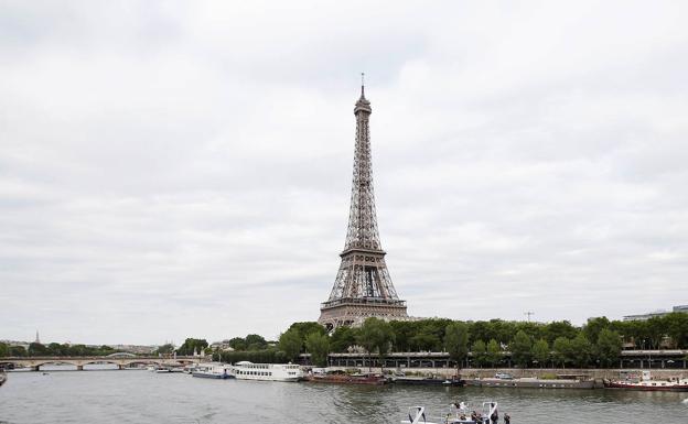 Confinamiento «atenuado» y cierre de colegios en Francia a partir del domingo