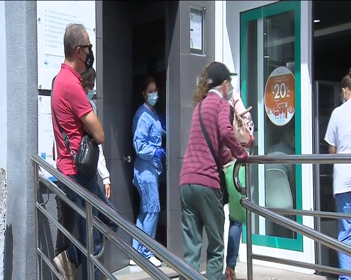 Lista de espera en los laboratorios para la realización de pruebas diagnósticas por covid19