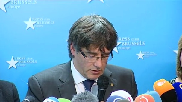 El Parlamento Europeo retira la inmunidad a Puigdemont