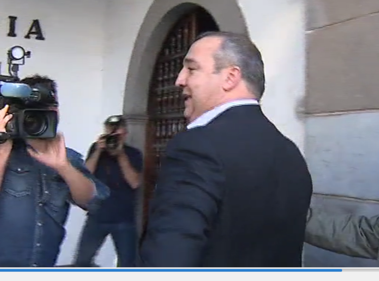 El juez ordena tasar las acciones de la UD Las Palmas que ofrece Ramírez