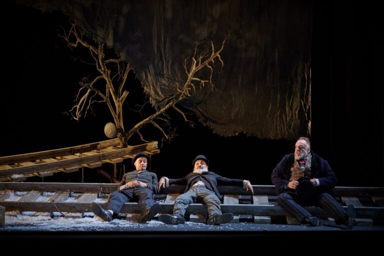 Pepe Viyuela protagoniza en el Cuyás ‘Esperando a Godot’