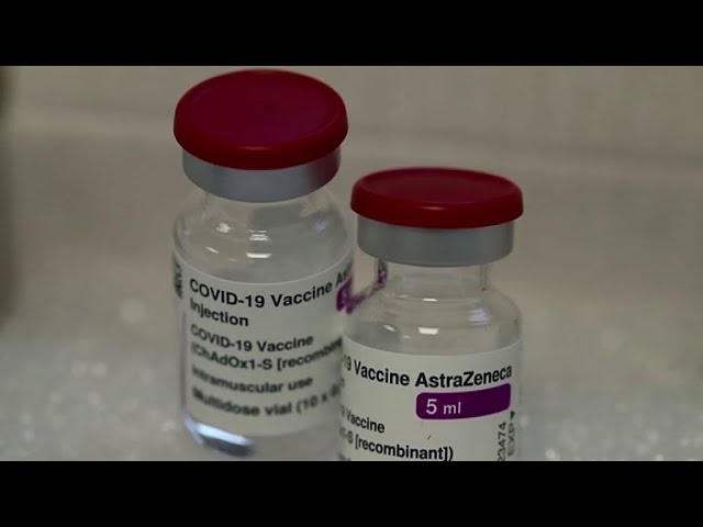 Las comunidades retoman la vacuna de AstraZeneca en esenciales hasta 65 años