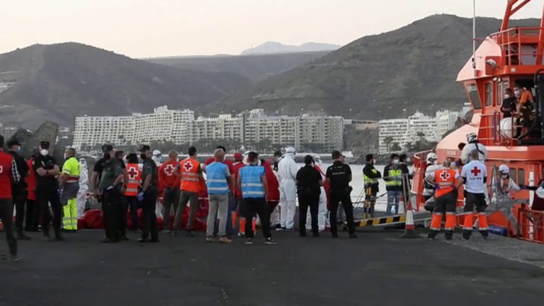 19 migrantes siguen ingresados en el Materno Infantil de Gran Canaria