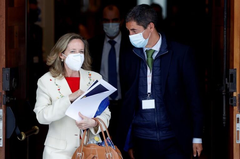 El Gobierno extiende las ayudas directas a más sectores y a empresas con pérdidas en 2019