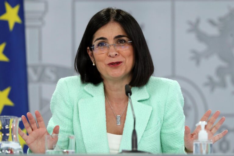 Darias prefiere que los ‘certificados COVID’ tengan carácter nacional y no se limiten al ámbito autonómico