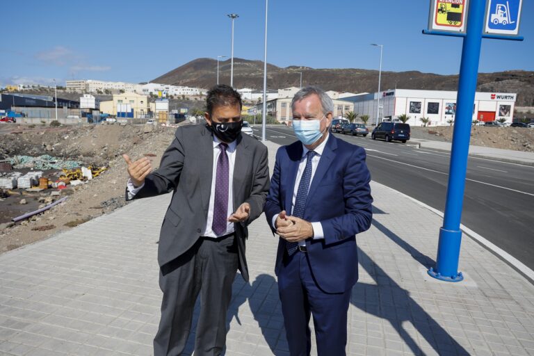 DISA y Enagás impulsan la creación de un centro logístico de hidrógeno verde en Canarias