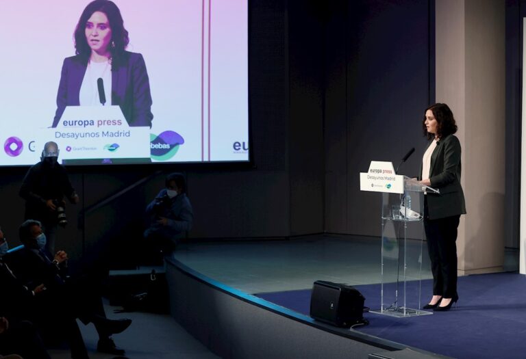 El CIS da la victoria al PP con un virtual empate entre derecha e izquierda