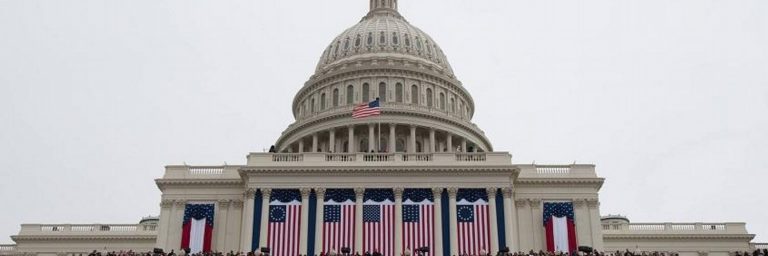 Fallece el asaltante y uno de los agentes heridos en el atropello del Capitolio de EE.UU.