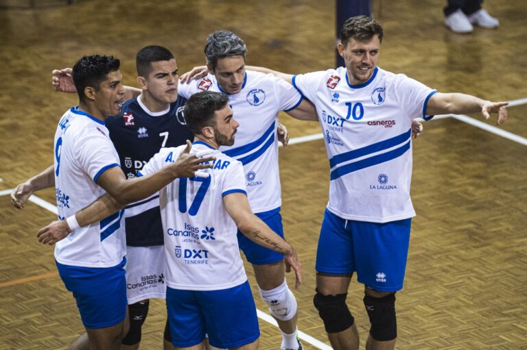 Dos equipos canarios pugnarán por ascender a la Superliga