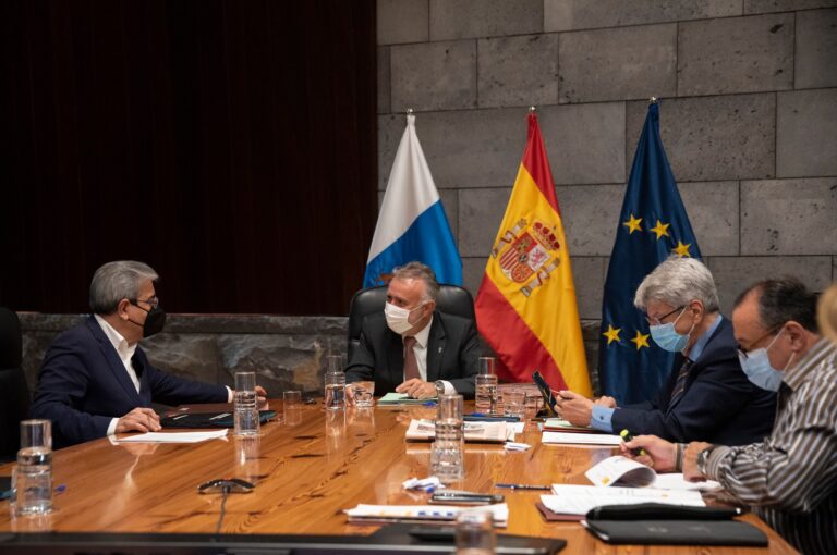 Gobierno mantiene los niveles de alerta excepto Fuerteventura que baja a 2