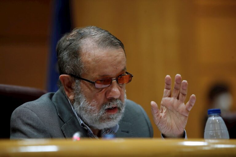 El Defensor del Pueblo pide fondos urgentes para atender a menores en Canarias