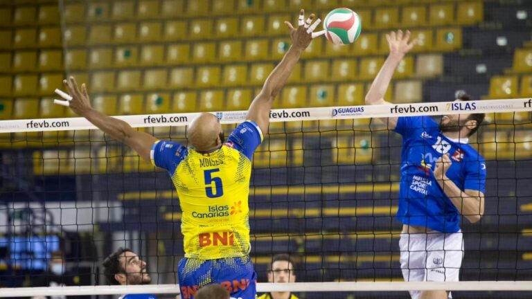 El CV Guaguas y el CV CCO 7 Palmas, ante partidos históricos