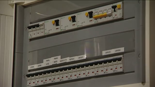 El recibo de la luz registra en abril la mayor subida de la historia, un 46 %