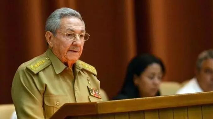 Raúl Castro anuncia su retirada al frente del Partido Comunista de Cuba