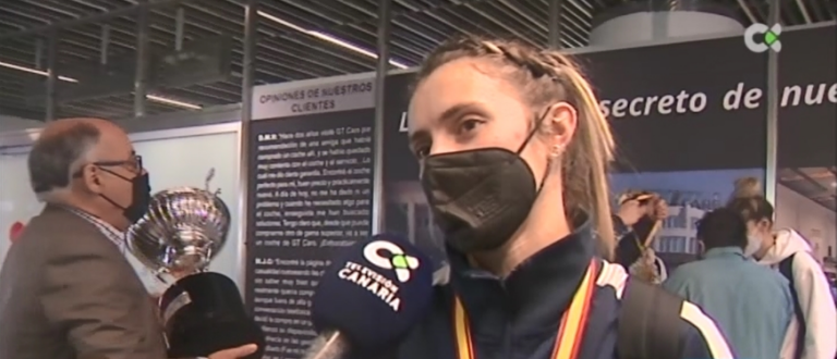 El CV CCO 7 Palmas ya está en Gran Canaria con el trofeo de la Liga Iberdrola