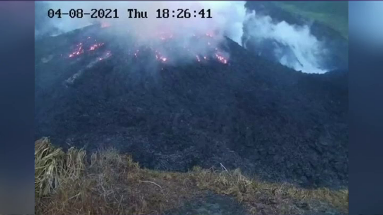 La ONU alerta de que la población de San Vicente está sin agua potable y electricidad tras la erupción