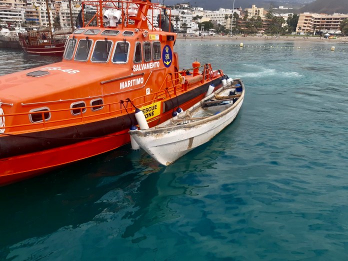 Interceptan en Marruecos cayuco con una veintena de personas que pretendían llegar a Canarias