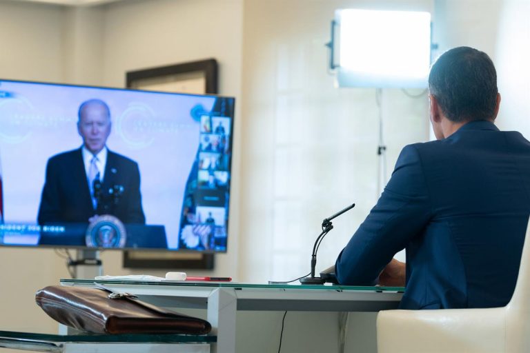 Sánchez afirma ante Biden que España lidera con el ejemplo la lucha climática