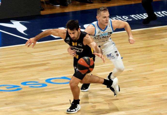 Claro triunfo del Lenovo Tenerife sobre el Acunsa GBC