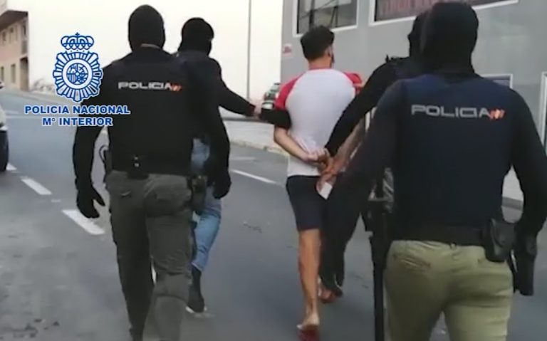 Detienen a ocho jóvenes que se organizaban para dar palizas en Puerto del Rosario