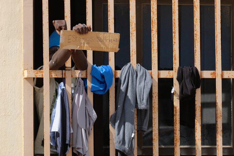 Hosteleros de Fuerteventura tachan de “aberración” la decisión de alojar migrantes en sus establecimientos