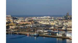 55 tripulantes de dos buques en reparación continúan abandonados en el puerto de La Luz