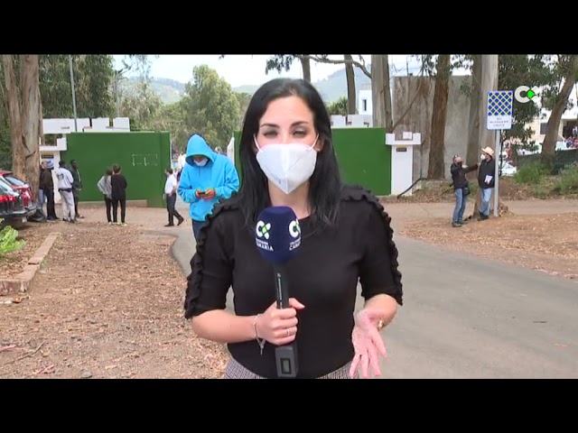 Tensión e intervención policial en el campamento de Las Raíces