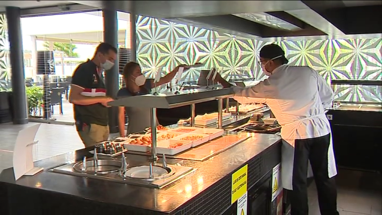 El Gobierno canario aprueba un complemento de 30 millones para los afectados en ERTE que cobren menos del SMI