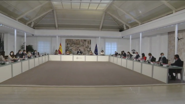 Las deudas por reintegro de ayudas o préstamos se podrán aplazar dos años