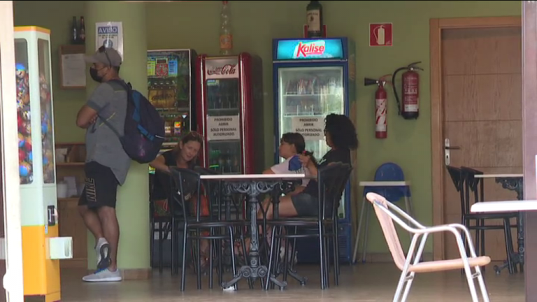 La restauración en Canarias, con dudas ante los aforos limitados y el nivel 3