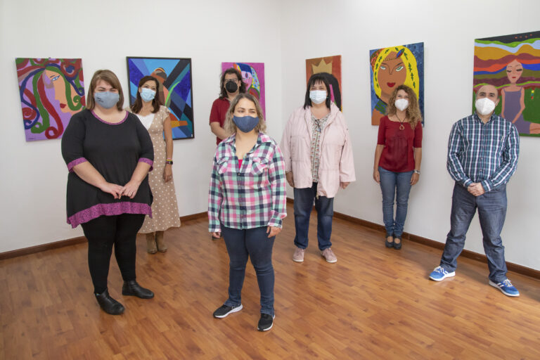 El Cabildo de Tenerife expone la muestra de pintura ‘Mujer 2021’