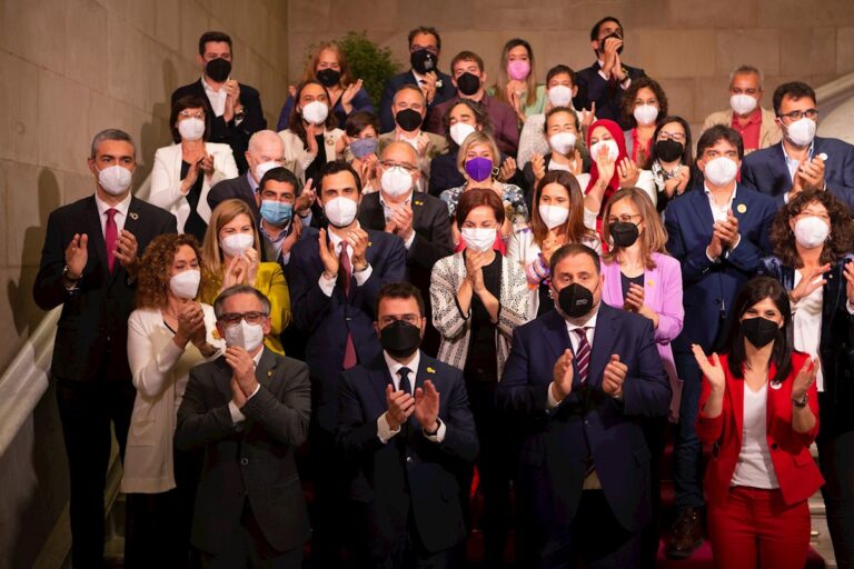 Aragonès, investido presidente de la Generalitat con aval del independentismo