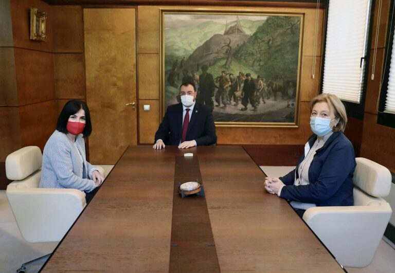 El Gobierno trabaja para recuperar la movilidad en verano