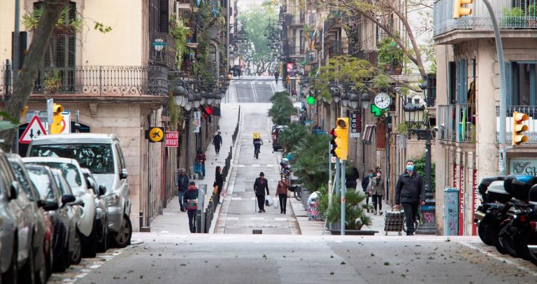 Cataluña se replanteará el uso de la mascarilla «en las próximas semanas»