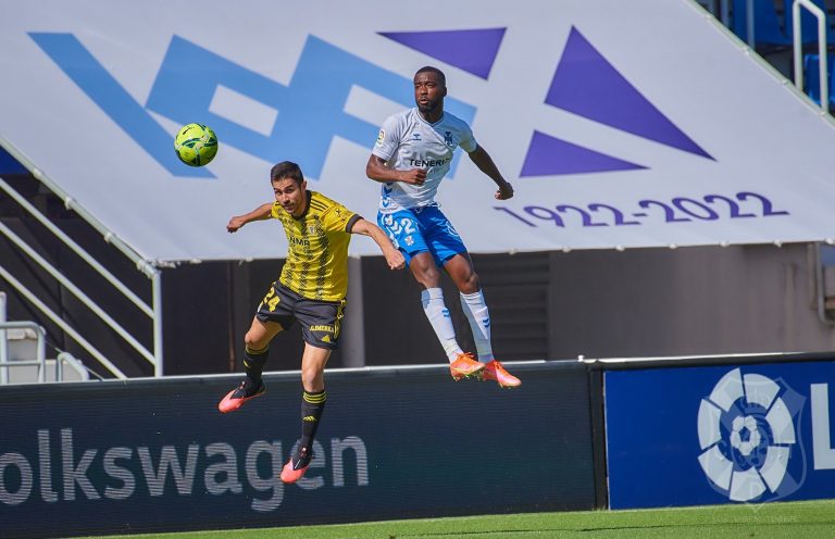 Tenerife y Oviedo despiden el curso con un equitativo empate (2-2)