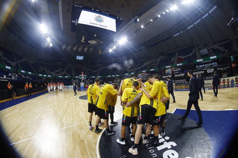 El Lenovo Tenerife ya está en Novgorod para la «Final a Ocho»