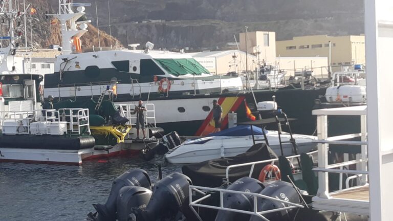 Registran la lancha y el coche del padre de las niñas desaparecidas