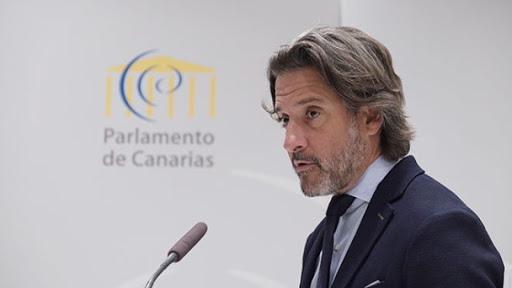 Archivan la querella contra el presidente del Parlamento de Canarias