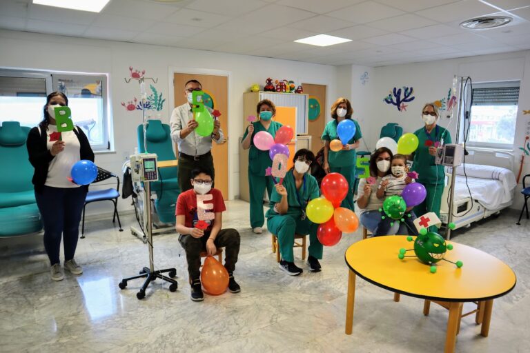 Los hospitales canarios celebran el Día del Niño Hospitalizado
