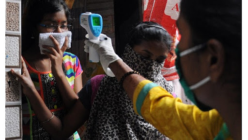 La India registra más de 400.000 casos de covid por cuarto día consecutivo